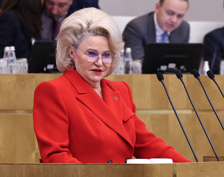 Председатель Комитета по защите семьи, вопросам отцовства, материнства и детства Нина Останина