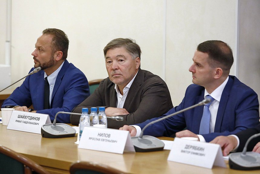 Комитет по транспорту и развитию транспортной инфраструктуры