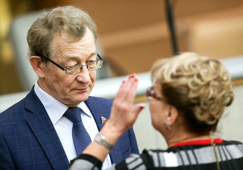 Член Комитета по контролю и Регламенту Владимир Поздняков