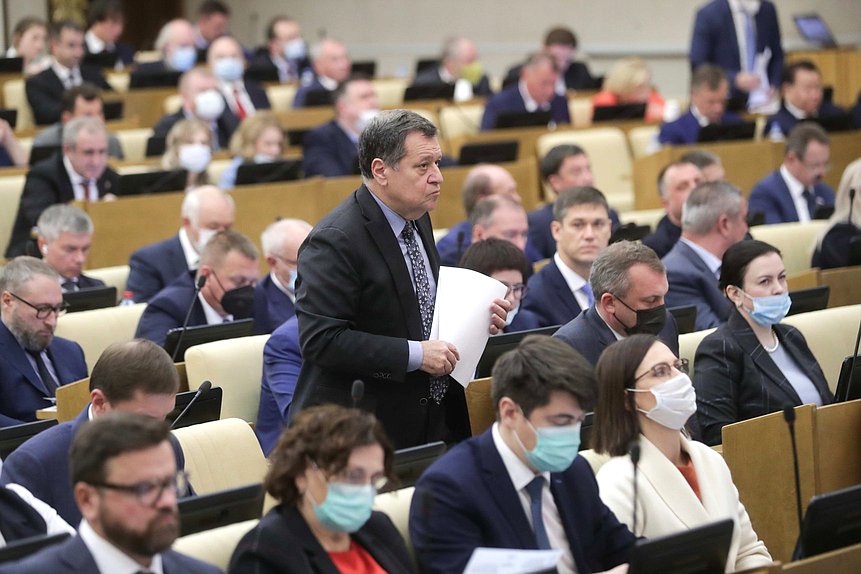 Председатель Комитета по бюджету и налогам Андрей Макаров