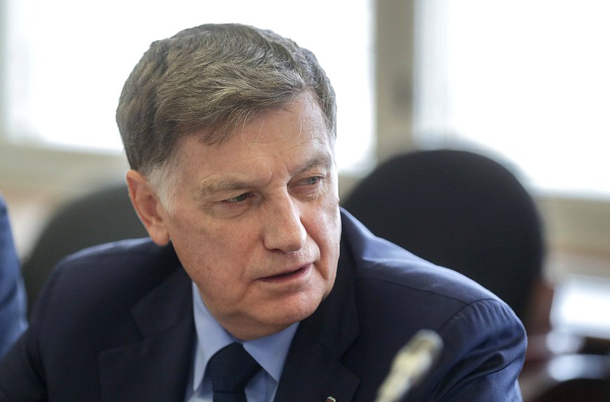Член Комитета по финансовому рынку Вячеслав Макаров