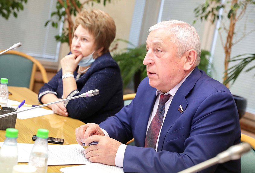 Председатель Комитета по региональной политике и проблемам Севера и Дальнего Востока Николай Харитонов