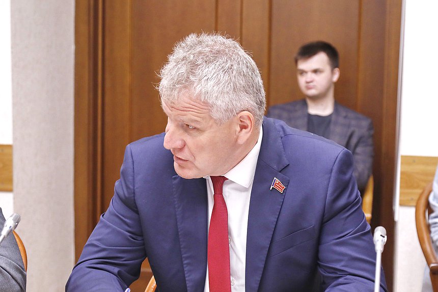 Заместитель Председателя Комитета по охране здоровья Алексей Куринный