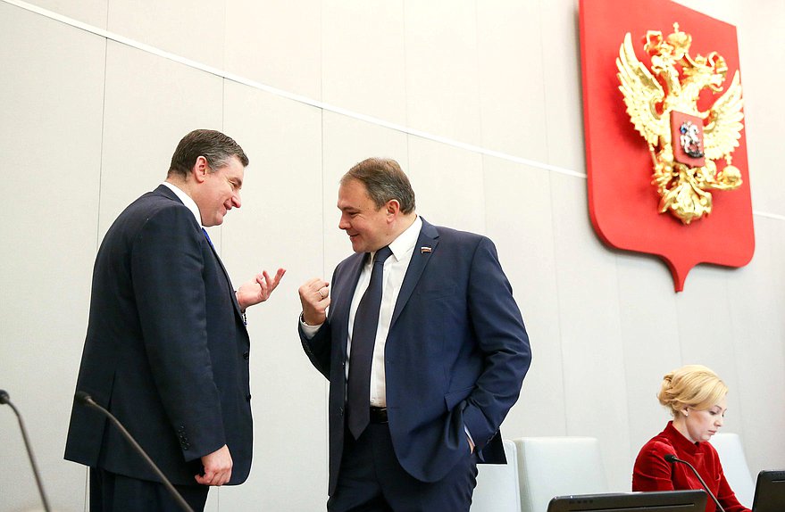 Заместитель Председателя Государственной Думы Петр Толстой и Председатель Комитета по международным делам Леонид Слуцкий