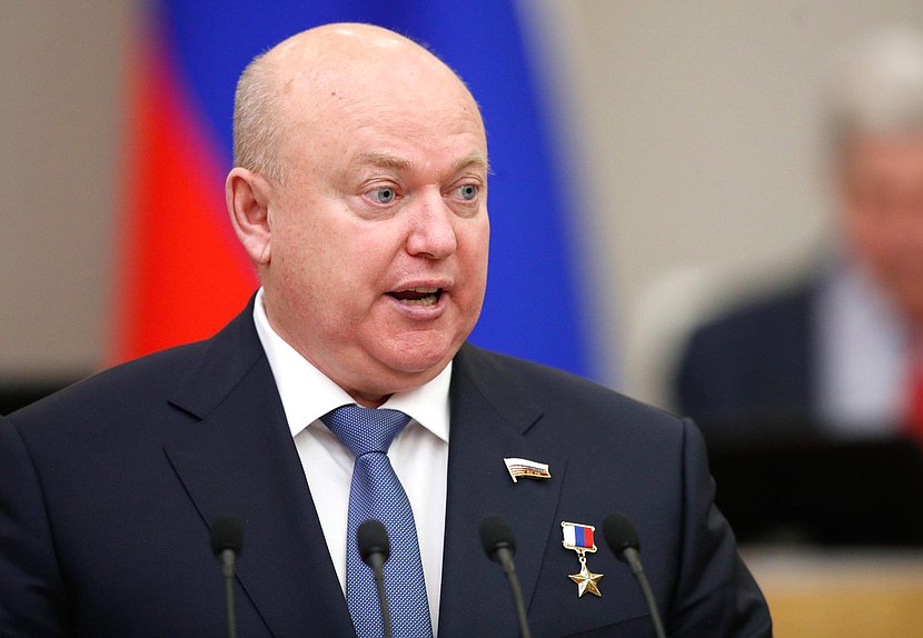 Первый заместитель Председателя Комитета по обороне Андрей Красов