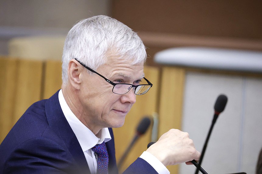 Председатель Комитета по защите конкуренции Валерий Гартунг