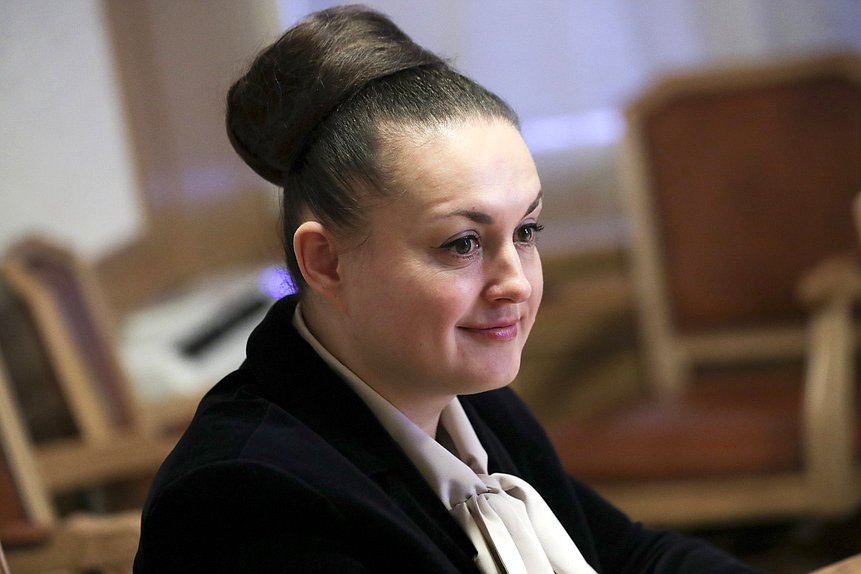 Заместитель Председателя Комитета по экологии и охране окружающей среды Елена Серова