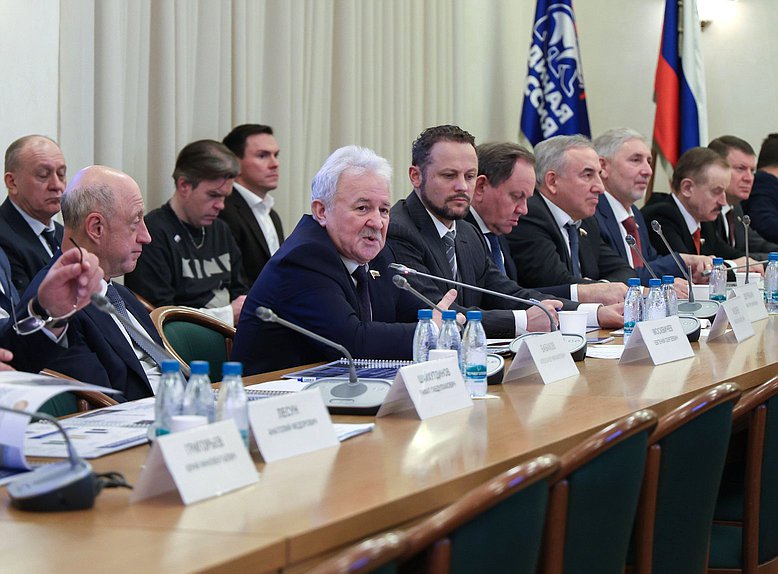 Председатель Комитета по транспорту и развитию транспортной инфраструктуры Евгений Москвичев