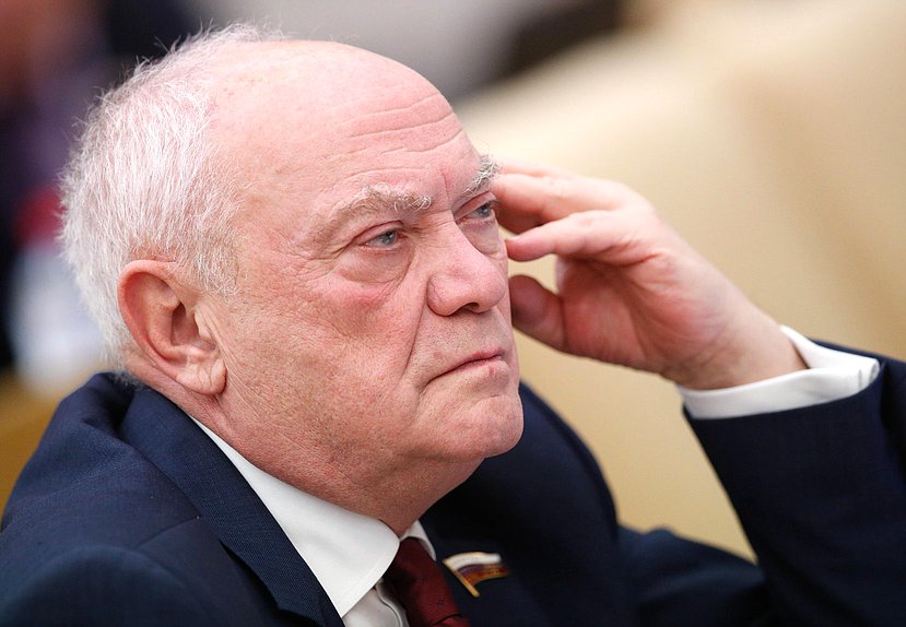 Член Комитета по охране здоровья Александр Румянцев