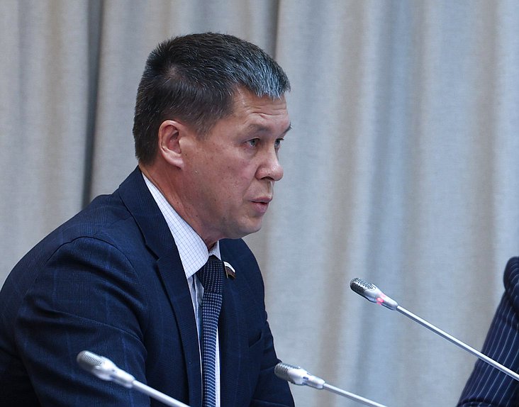 Заместитель Председателя Комитета по экологии, природным ресурсам и охране окружающей среды Зариф Байгускаров