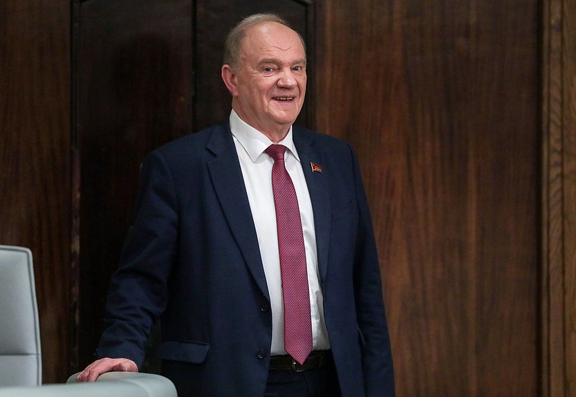 Руководитель фракции КПРФ Геннадий Зюганов