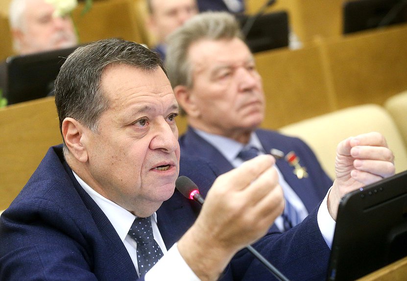 Председатель Комитета по бюджету и налогам Андрей Макаров