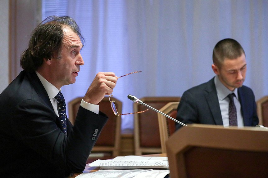 Член Комитета по аграрным вопросам Сергей Лисовский