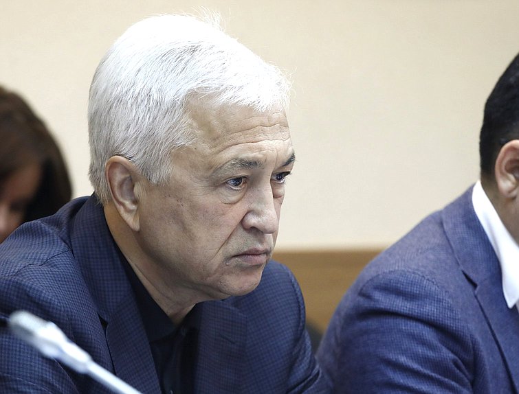 Член Комитета по экологии, природным ресурсам и охране окружающей среды Азат Ягафаров