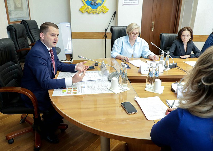 Председатель Комитета по труду, социальной политике и делам ветеранов Ярослав Нилов