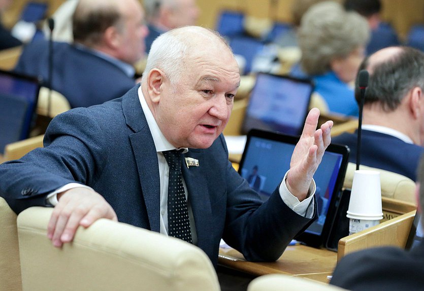 Первый заместитель Председателя Комитета по делам национальностей Ильдар Гильмутдинов