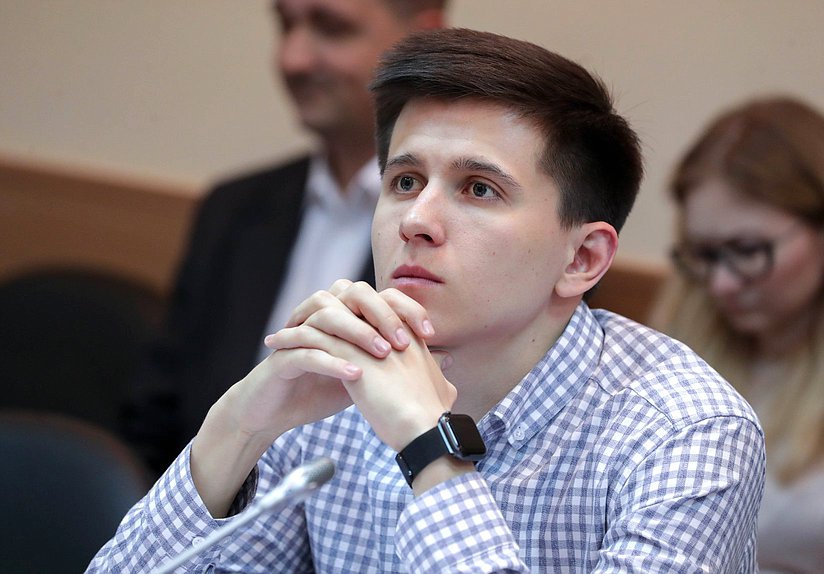 Первый заместитель Председателя Комитета по просвещению Максим Гулин