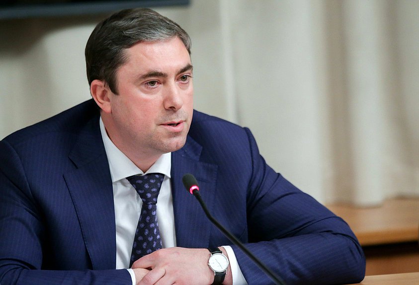 Заместитель Министра сельского хозяйства РФ Максим Увайдов