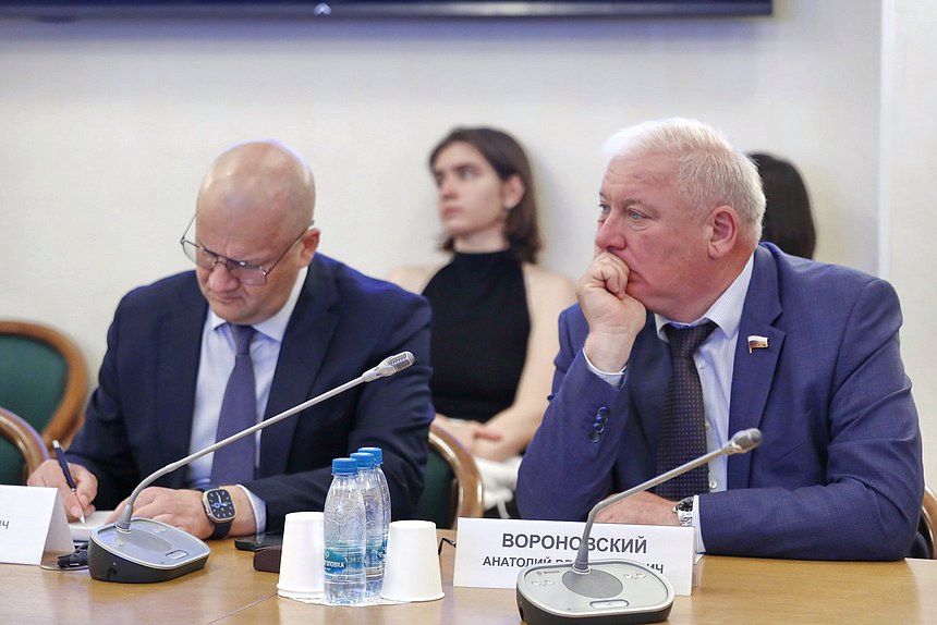 Комитет по транспорту и развитию транспортной инфраструктуры