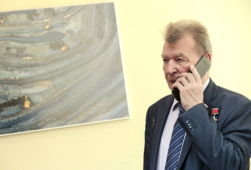 Член Комитета по природным ресурсам, собственности и земельным отношениям Николай Антошкин