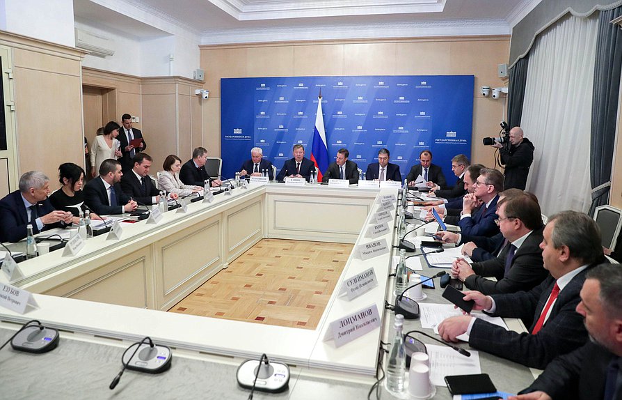 Расширенное заседание Комитета по аграрным вопросам с участием Министра сельского хозяйства РФ Дмитрия Патрушева на тему «О текущей ситуации в агропромышленном комплексе и задачах на 2023 г.»