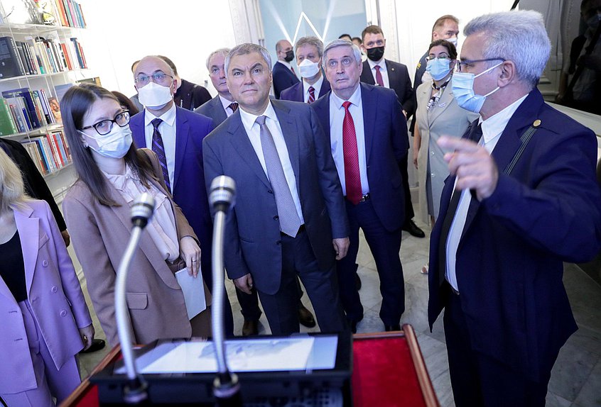 El Jefe de la Duma Estatal, Vyacheslav Volodin, visita el Centro Fidel Castro Ruz en La Habana