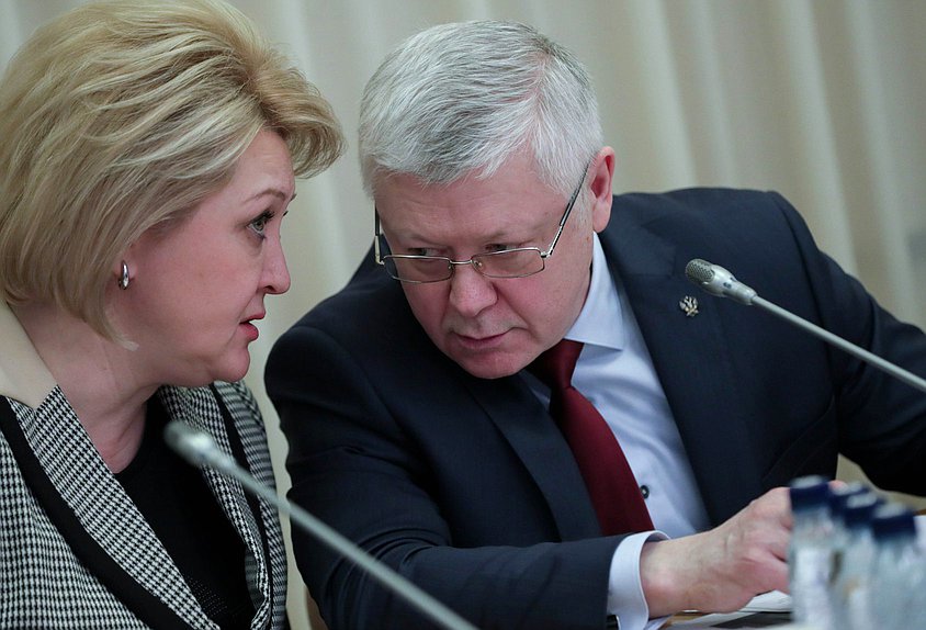 Председатель Комитета по безопасности и противодействию коррупции Василий Пискарев