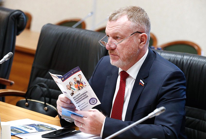 Заседание экспертной рабочей группы Комитета по труду, социальной политике и делам ветеранов на тему «Создание национального проекта по формированию доступной инфраструктуры, инклюзивного туризма для лиц с инвалидностью»