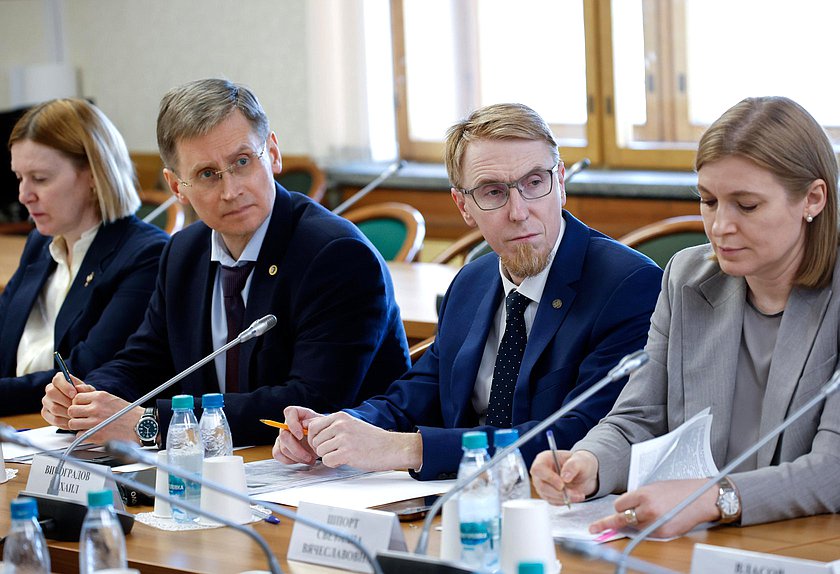 Круглый стол на тему «Правовые аспекты применения искусственного интеллекта в здравоохранении»