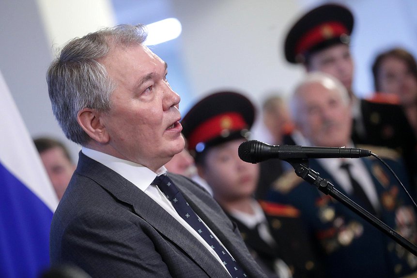 Председатель Комитета по делам СНГ, евразийской интеграции и связям с соотечественниками Леонид Калашников