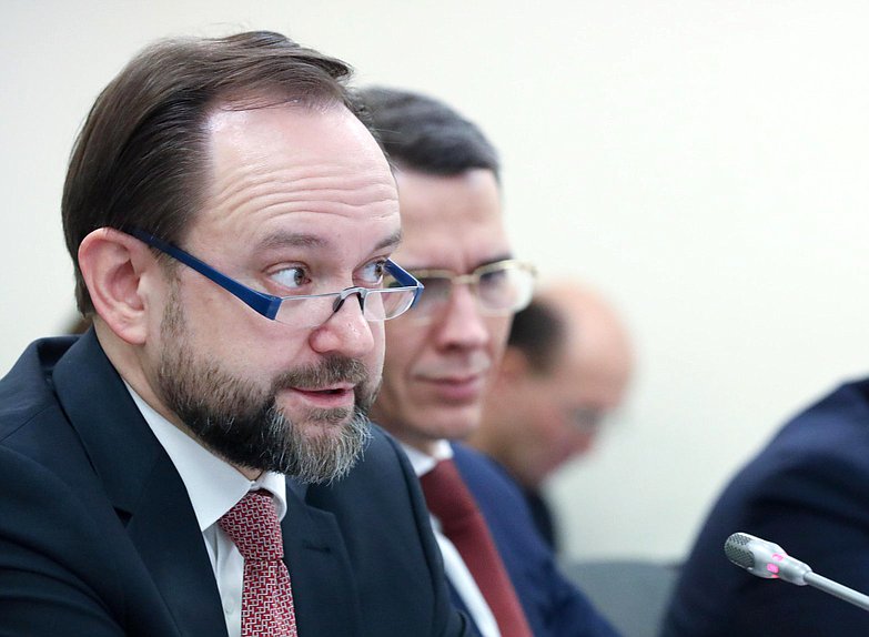 Аудитор Счетной палаты РФ Дмитрий Зайцев