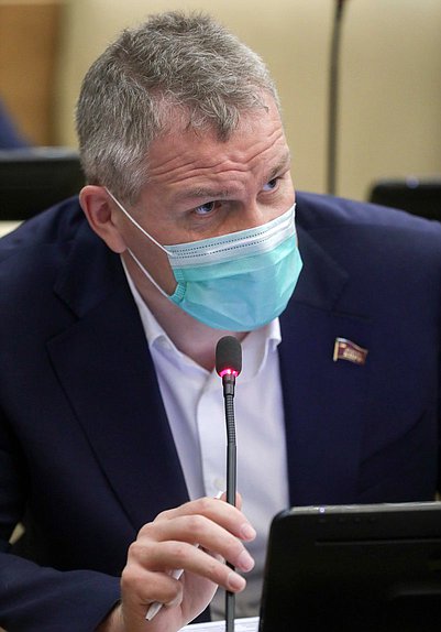 Член Комитета по охране здоровья Алексей Куринный