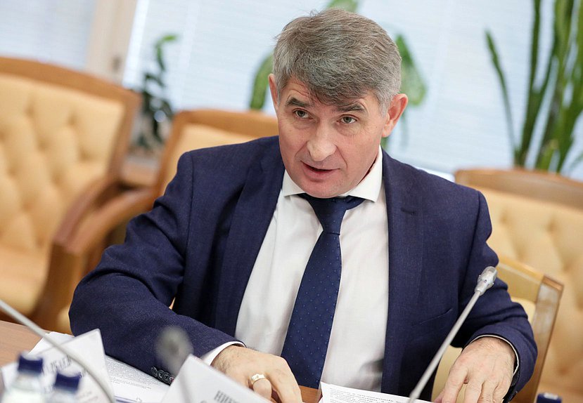 Глава Чувашской Республики Олег Николаев