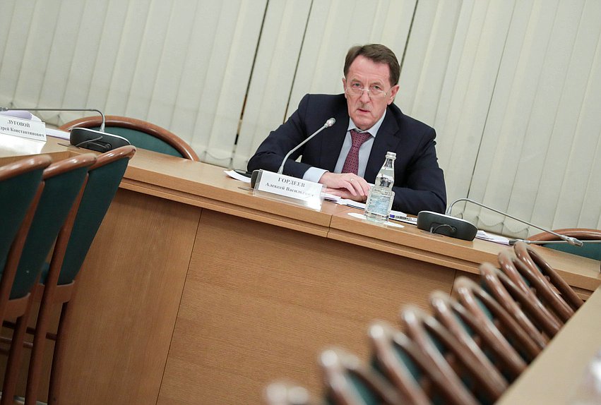 Заместитель Председателя Государственной Думы Алексей Гордеев