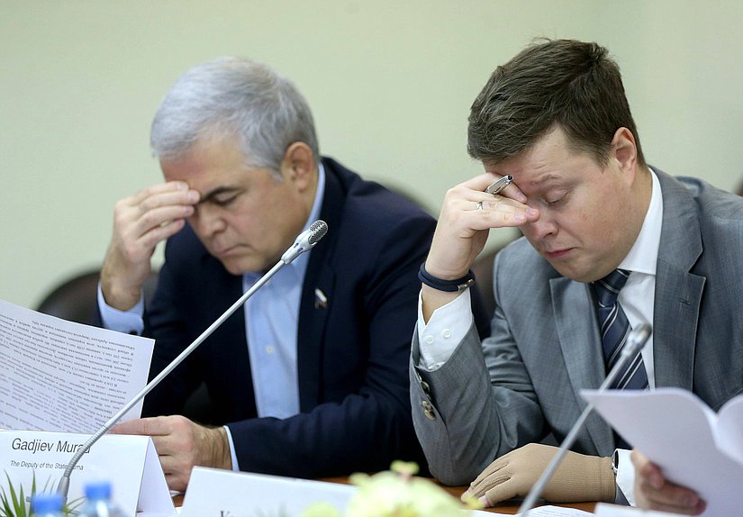 Член Комитета по транспорту и строительству Мурад Гаджиев