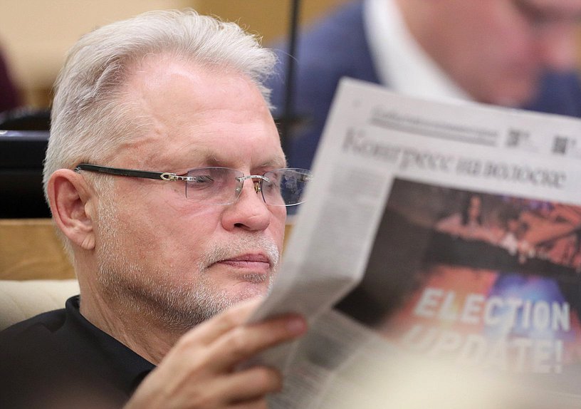 Член Комитета по охране здоровья Андрей Горохов