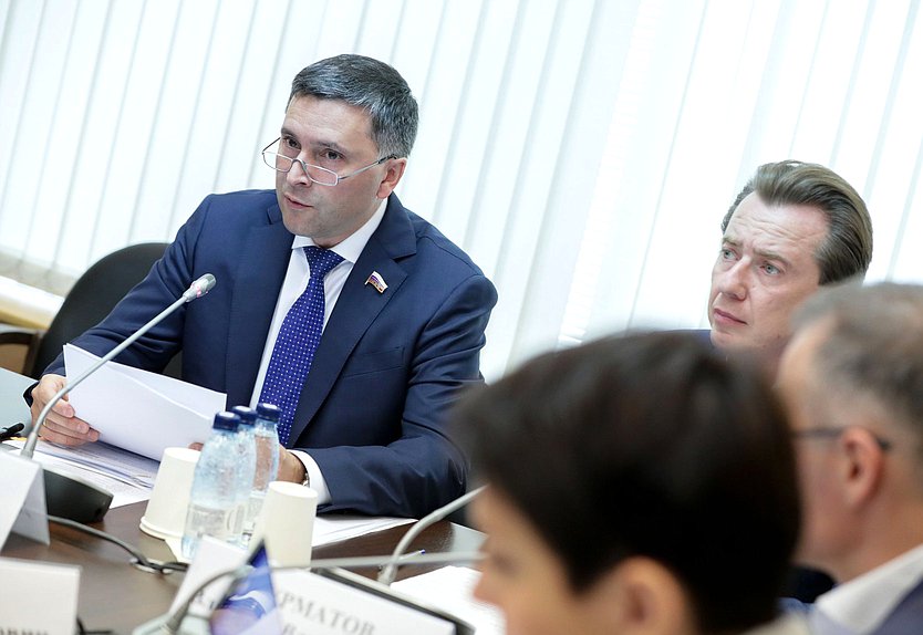 Председатель Комитета по экологии, природным ресурсам и охране окружающей среды Дмитрий Кобылкин