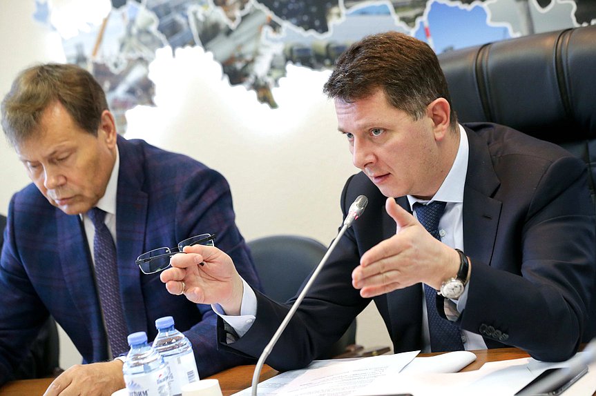 Председатель Комитета по экономической политике, промышленности, инновационному развитию и предпринимательству Сергей Жигарев