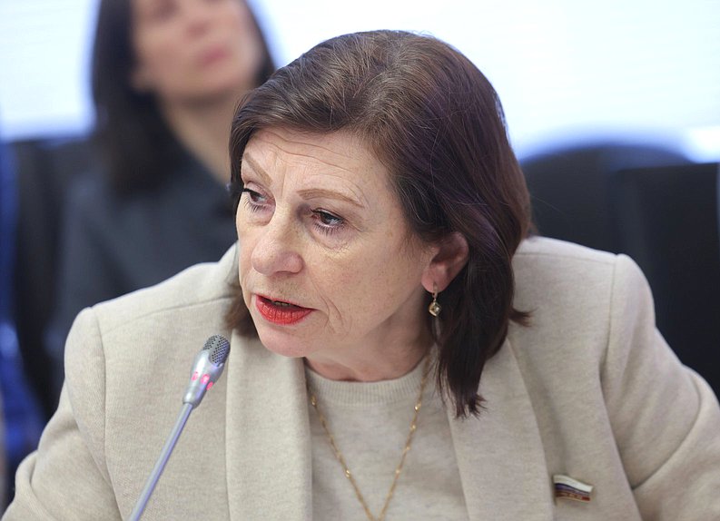 Член Комитета по науке и высшему образованию Ольга Пилипенко