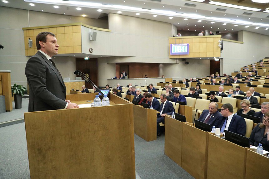 Первый заместитель Председателя Комитета по жилищной политике и жилищно-коммунальному хозяйству Сергей Пахомов