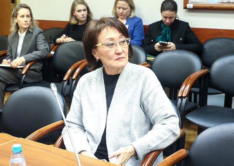 Заместитель Председателя Комитета по государственному строительству и законодательству Сардана Авксентьева