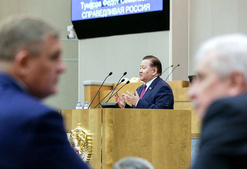 Первый заместитель Председателя Комитета по охране здоровья Федот Тумусов