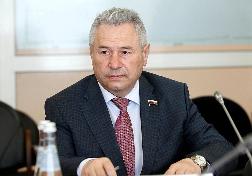 Член Комитета по физической культуре и спорту Рустам Калимуллин