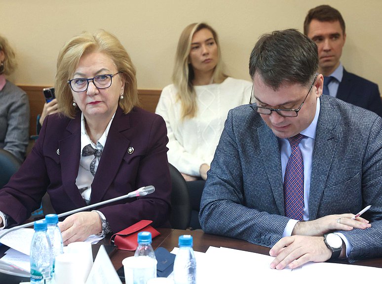 Член Комитета по бюджету и налогам Валентина Артамонова