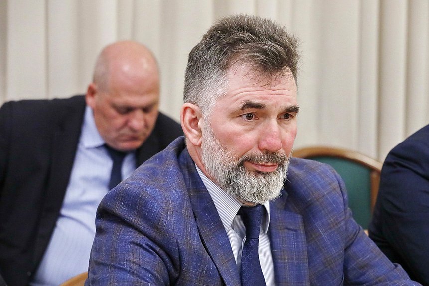 Заседание рабочей группы Государственной Думы о создании оптимальных условий для расширения направлений реабилитации участников СВО