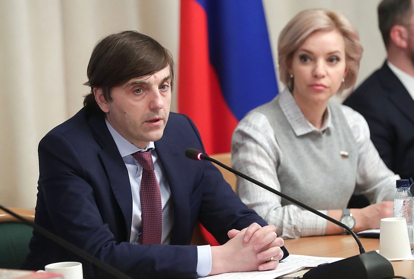 Министр просвещения РФ Сергей Кравцов