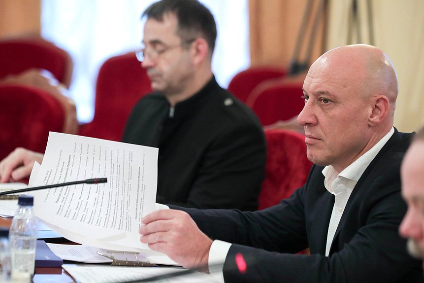 Первый заместитель Председателя Комитета по культуре Денис Майданов