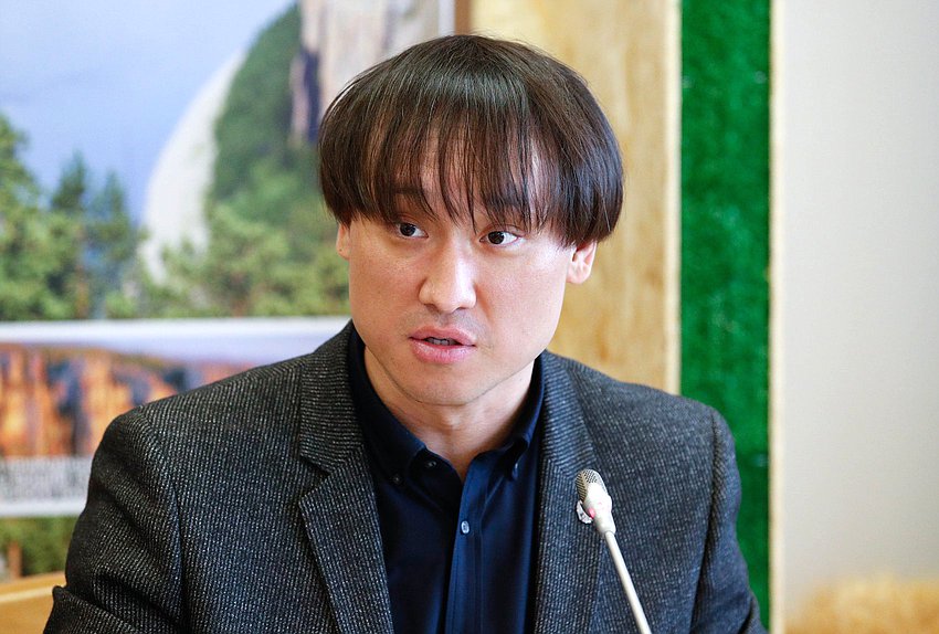 Председатель Комитета по туризму и развитию туристической инфраструктуры Сангаджи Тарбаев