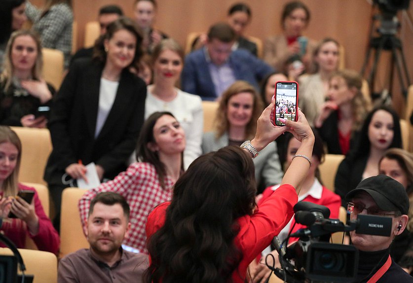 Всероссийское собрание «Социальный блогер»