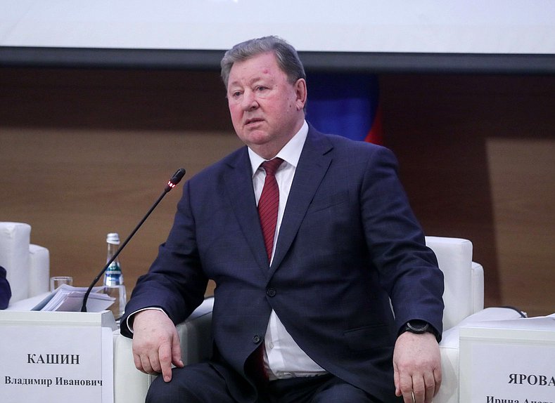 Председатель Комитета по аграрным вопросам Владимир Кашин
